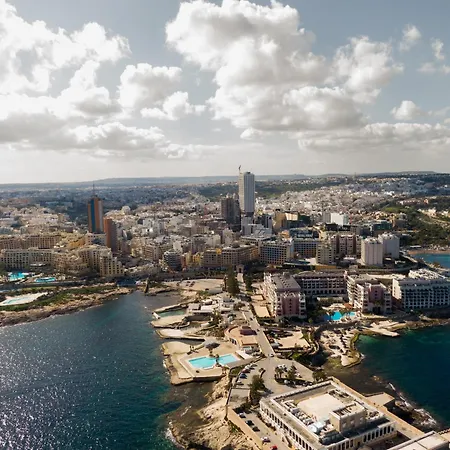 Apartamento Thirtynine Bright Steps From Balluta Bay *