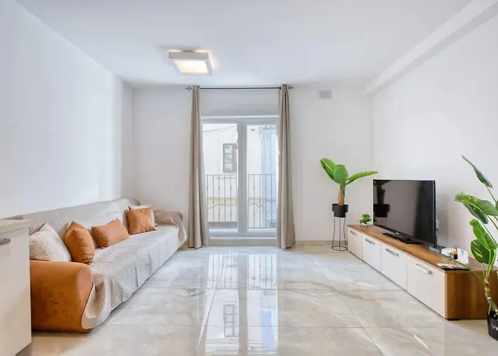 Apartamento Thirtynine Bright Steps From Balluta Bay