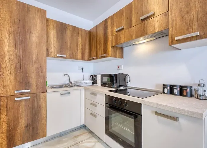 Apartamento Thirtynine Bright Steps From Balluta Bay Sliema